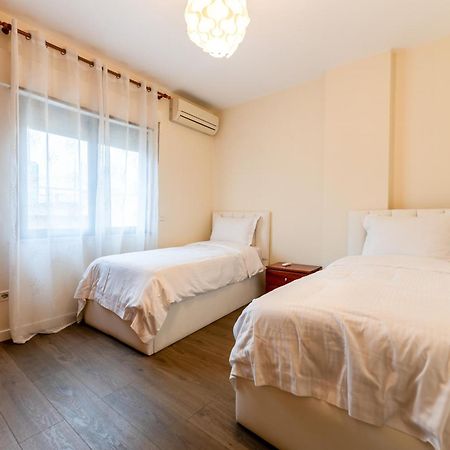 Hotel Elior Tirana Kültér fotó