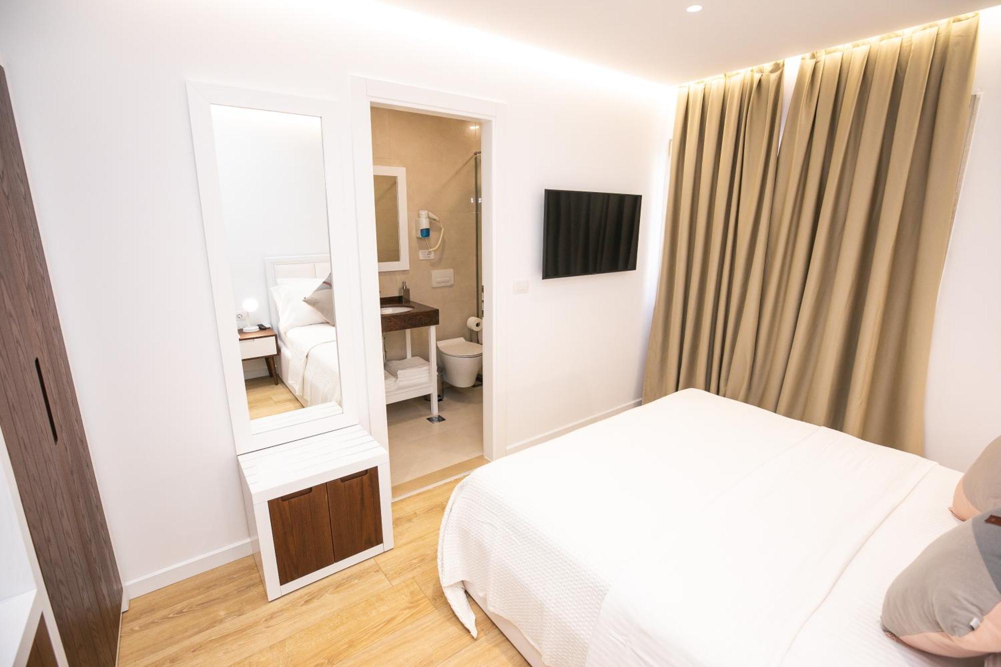 Hotel Elior Tirana Szoba fotó