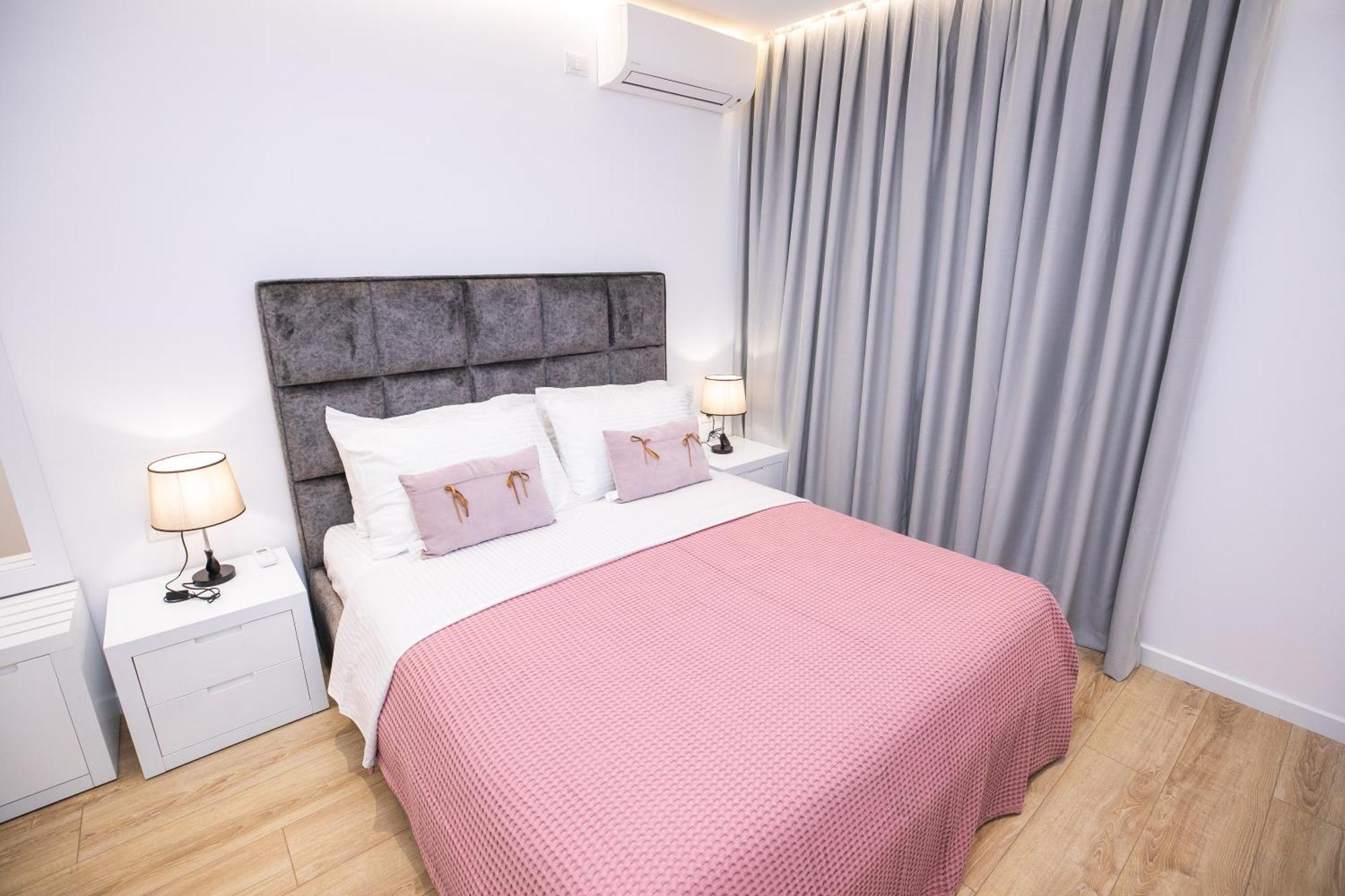 Hotel Elior Tirana Kültér fotó